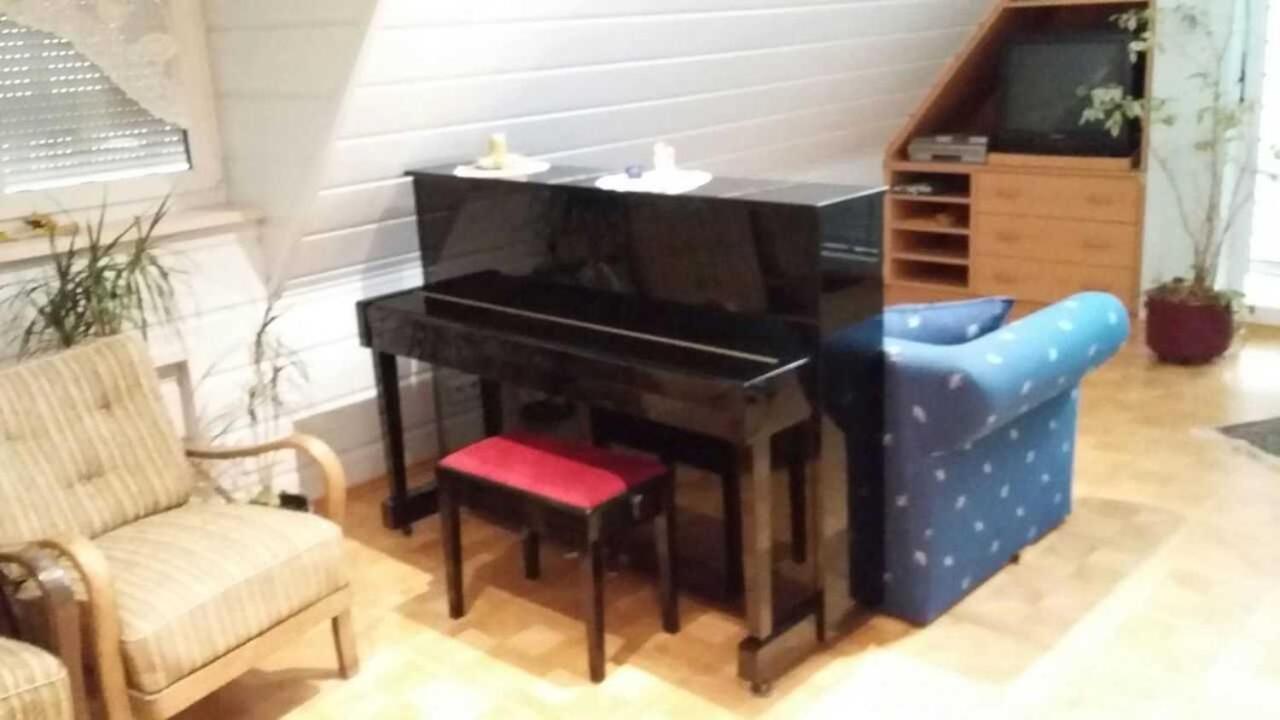 Galerie Ueber Den Gaerten Herbolzheim Extérieur photo